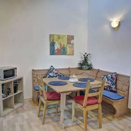 Apartment Petra *