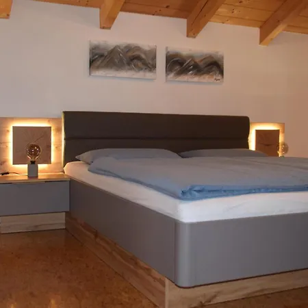 Petra Apartament *